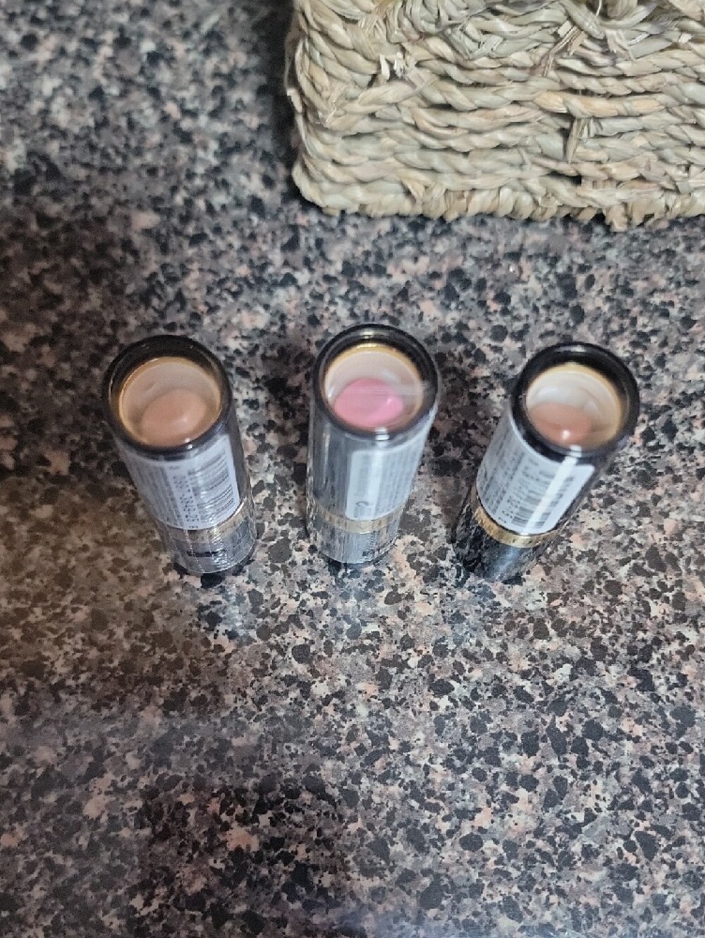 Bundle 7 Lipsticks! Details Below 💄💋 - Picture 8 of 12